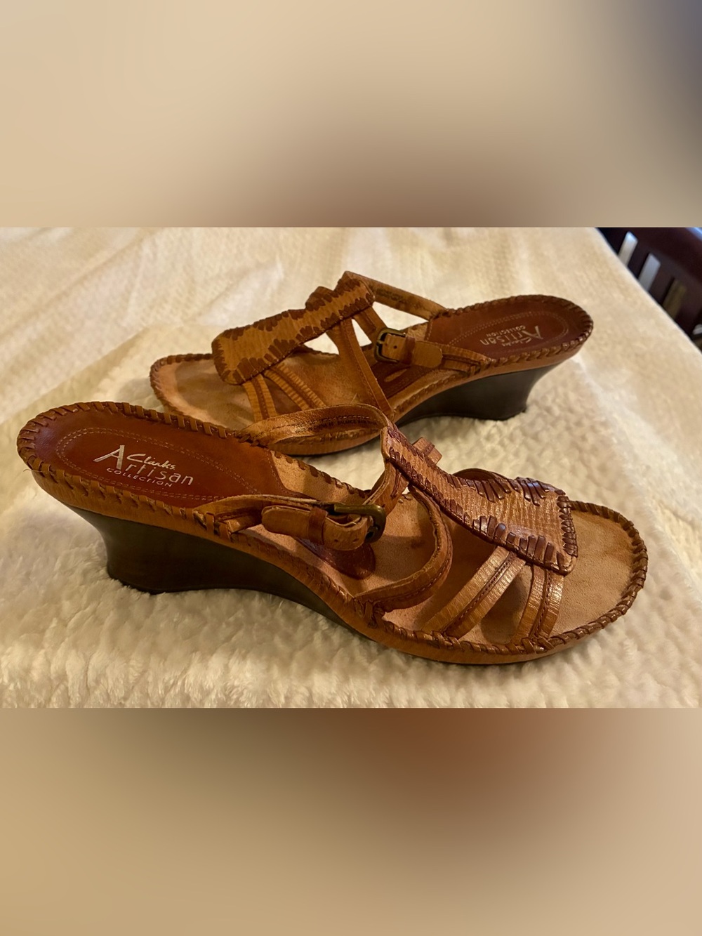 Clarks Artisan Collection Brown Leather Strappy Wedge Sandals Boho Coastal EUC 9